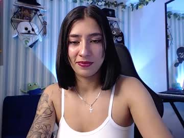 Becca_Bonnett Chaturbate stream image from May 02, 2025