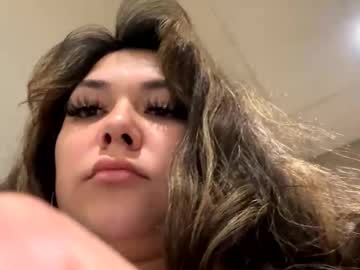 Prettylatinamomma01 Chaturbate stream image from May 02, 2025