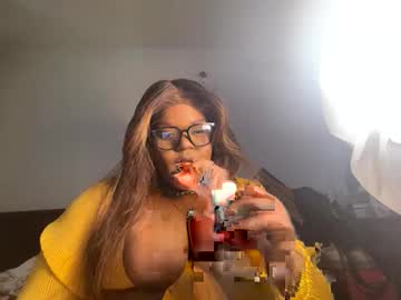 Ashb2198 Chaturbate stream image from May 02, 2025
