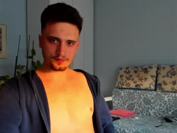 Mysticleoo Chaturbate stream image from May 02, 2025