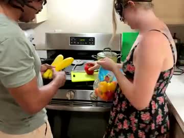 Hotwifekassidy Chaturbate stream image from May 02, 2025
