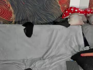 Tattoo_Pettite Chaturbate stream image from May 02, 2025