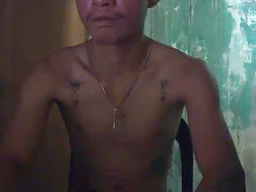 Urhot_Khenx Chaturbate stream image from May 02, 2025