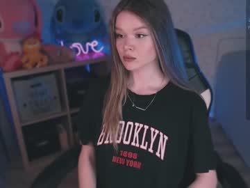 Veronaaura Chaturbate stream image from May 02, 2025
