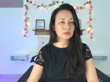 Cherry_Juicyxxx Chaturbate stream image from May 02, 2025