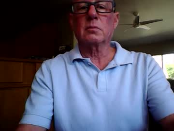 Robo0000 Chaturbate stream image from May 02, 2025