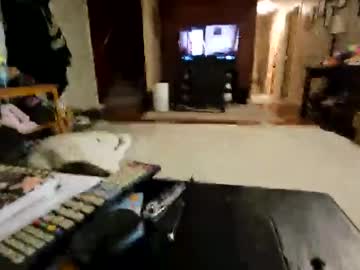 Kenny421 Chaturbate stream image from May 02, 2025