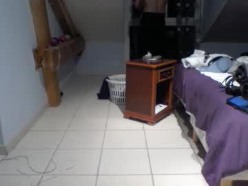 Marlostanfeld2 Chaturbate stream image from May 02, 2025