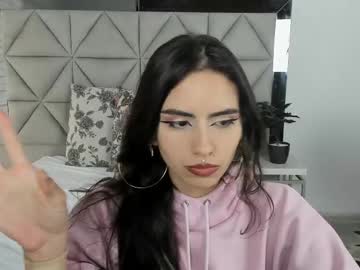 Shayla_Hills Chaturbate stream image from May 02, 2025