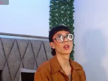 Soro_Lovelyboy Chaturbate stream image from May 02, 2025