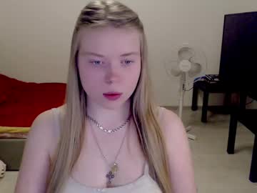 Kitten_Jenny01 Chaturbate stream image from May 02, 2025