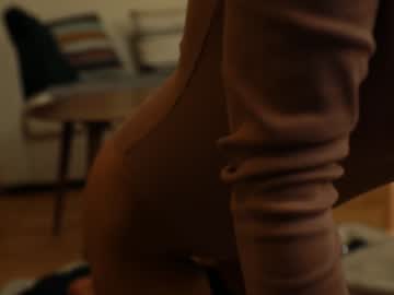 Velvet_Daydream Chaturbate stream image from May 02, 2025