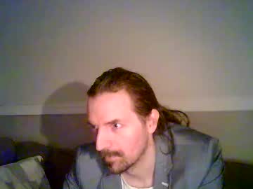 Hravnson Chaturbate stream image from May 02, 2025