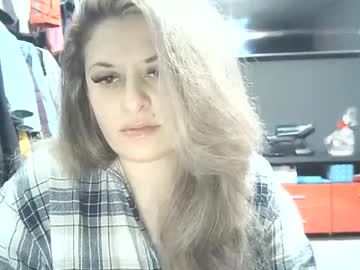 Lionessmom Chaturbate stream image from May 03, 2025