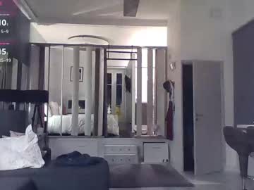 Villaoasis stream image from May 03, 2025