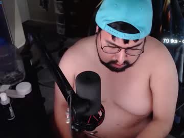 Cubgamerbear Chaturbate stream image from May 03, 2025