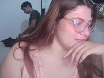 Sweet_Zoe_Uwu Chaturbate stream image from May 03, 2025