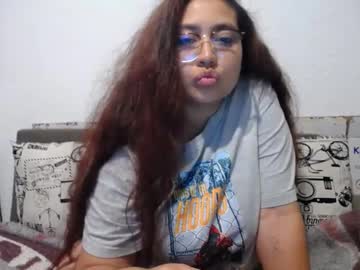 Isabella_Blummm Chaturbate stream image from May 03, 2025