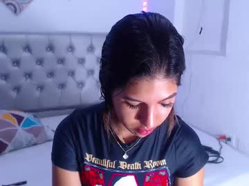 Colombianmiilf_ Chaturbate stream image from May 03, 2025