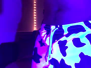 Neontigerteeth Chaturbate stream image from May 03, 2025