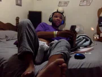 Spunna180 Chaturbate stream image from May 03, 2025