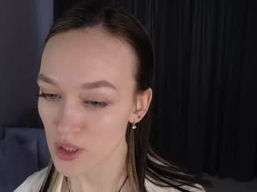 Eva_Glover Chaturbate stream image from May 03, 2025