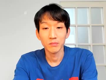 Deliciousdogg Chaturbate stream image from May 03, 2025