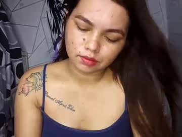 Savannahot833323 Chaturbate stream image from May 03, 2025