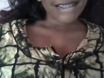 Imlovelyrose Chaturbate stream image from May 03, 2025