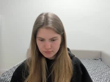 Ninarihh Chaturbate stream image from May 03, 2025