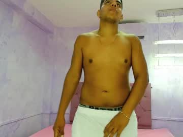 Saidjones Chaturbate stream image from May 03, 2025