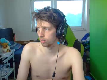 Barca200 Chaturbate stream image from May 03, 2025