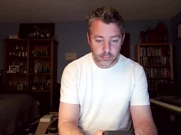 Chrisw8121 Chaturbate stream image from May 03, 2025