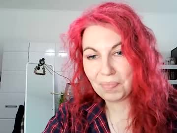 Kira_Rosie Chaturbate stream image from May 03, 2025