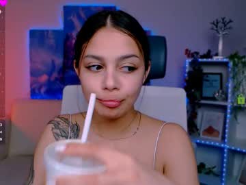 Merli_Lux Chaturbate stream image from May 03, 2025
