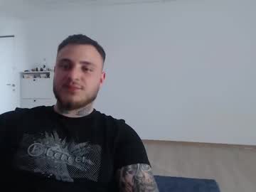 Ruslovee Chaturbate stream image from May 03, 2025