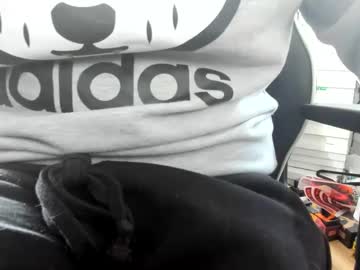 1bigloadasian Chaturbate stream image from May 03, 2025