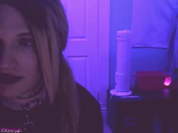 Penti666 Chaturbate stream image from May 03, 2025