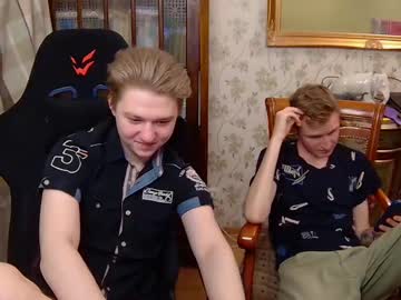 Oscar_Wildy Chaturbate stream image from May 03, 2025