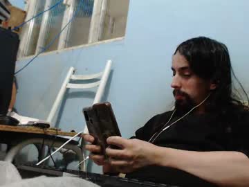 John232323232355 Chaturbate stream image from May 03, 2025