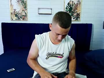 Lonny_69 Chaturbate stream image from May 03, 2025