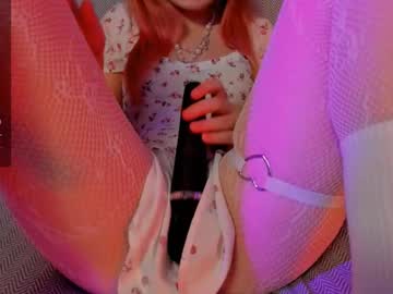 Sashacare Chaturbate stream image from May 03, 2025