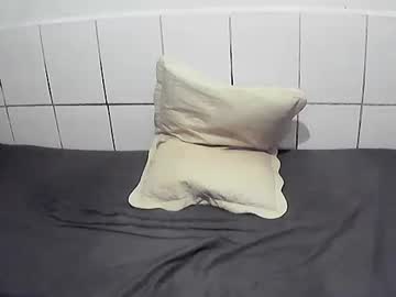Augustocesarpierdona Chaturbate stream image from May 03, 2025