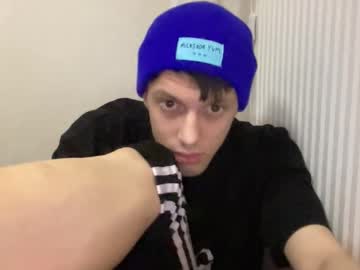 Blackdolpfinlove Chaturbate stream image from May 03, 2025