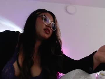 Canela3240 Chaturbate stream image from May 03, 2025