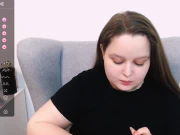 Lovbess Chaturbate stream image from May 03, 2025