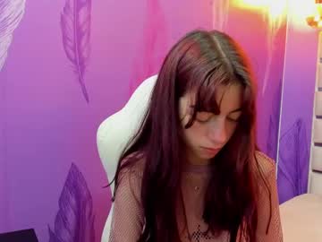Daphnne_Stone Chaturbate stream image from May 04, 2025