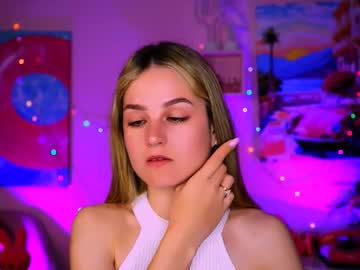 Deboralarson Chaturbate stream image from May 04, 2025