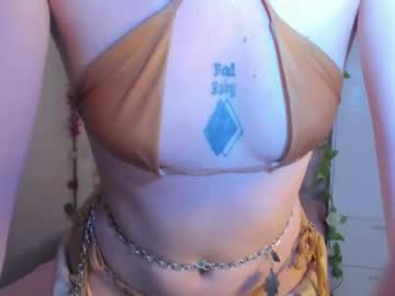 Kalyna__Bacon1 Chaturbate stream image from May 04, 2025