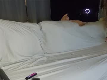 Lukeandali23 Chaturbate stream image from May 04, 2025